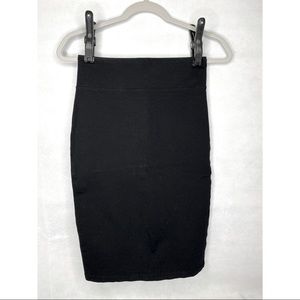 Pencil skirt with back slit
